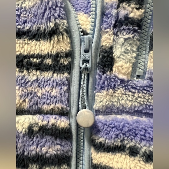 Athleta Girl So Toasty Tugga Sherpa Jacket - Picture 12 of 14